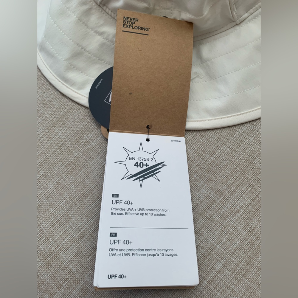 NWT North Face Hat: White, Wide Brim, Chin Strap, Logo, 40+UPF Sun Protect, L/XL - Picture 10 of 13